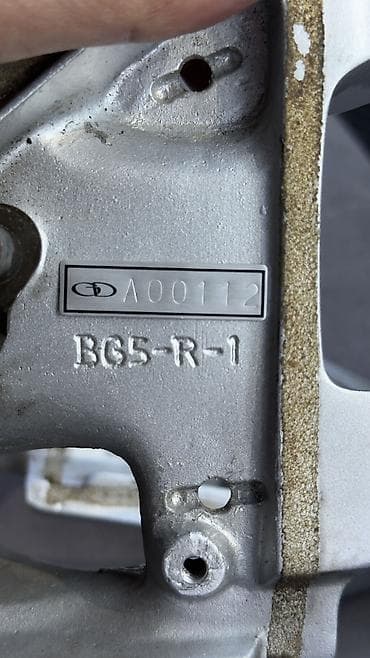 forester sg: Продаю оригинальные ноги-кронштейны от боковых зеркал Ganador на — 4
