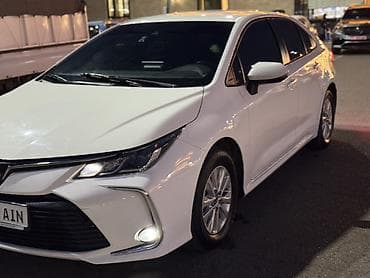 гибрид лабо: Toyota Corolla: 2022 г., 1.8 л, Вариатор, Гибрид, Седан — 3