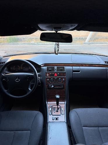 Продажа авто: Mercedes-Benz E-Class: 1999 г., 3.2 л, Автомат, Газ, Седан — 9