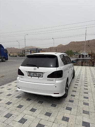 Toyota Ipsum: 2004 г., 2.4 л, Автомат, Газ, Минивэн — 4