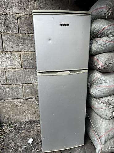 магнитофон мерс: Холодильник сатылат, иштебейт, ондотуп алса болот же запчастка — 1