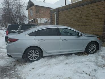 Сдаю в аренду соната 2018 год важно!!! Возраст от 25-50 лет !!!