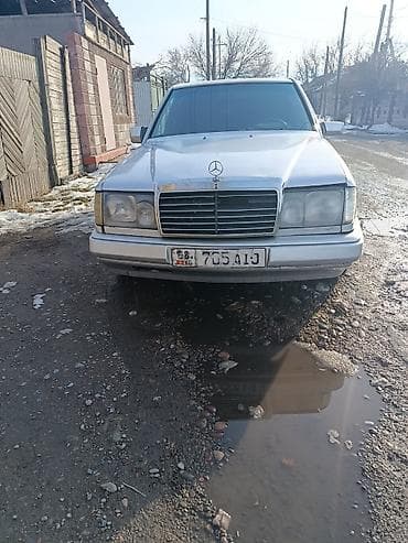e500 124: Mercedes-Benz W124: 1992 г., Бензин, Седан — 9
