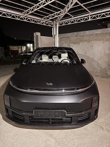 Продажа авто: Lixiang L7: 2025 г., 1.5 л, Автомат, Гибрид, Внедорожник — 9