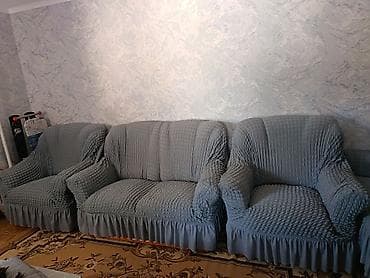 Продаётся комплект мягкой мебели и детская коляска. 1) Гарнитур для — 1