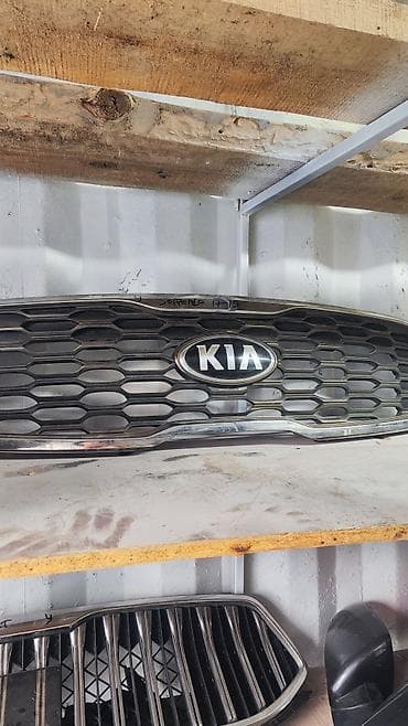 19: Решетка радиатора Hyundai 2018 г., Б/у, Оригинал — 2