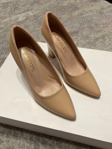 Прокат одежды: Классические туфли с Америки размер 35,5 на узкую ногу очень — 1