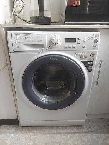 Стиральная машина Hotpoint-Ariston, фронтальная загрузка