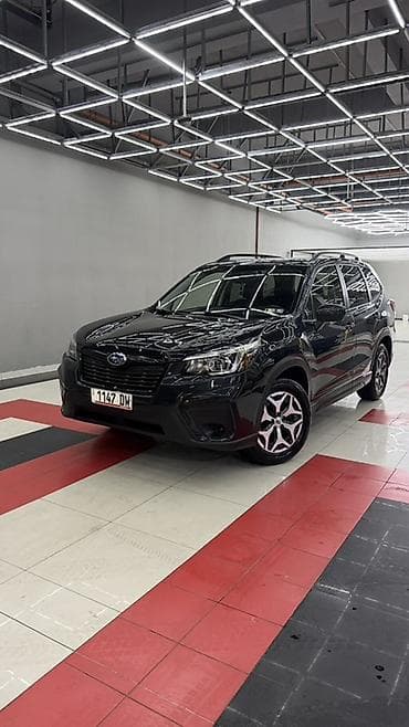 Subaru Forester: 2019 г., Кроссовер