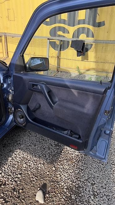 matiz diska: Volkswagen Vento: 1993 г., 1.8 л, Механика, Газ, Седан — 7