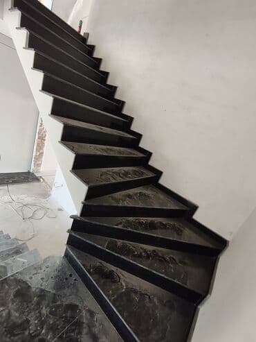 Склад: Требуется Каменщик, Более 5 лет опыта — 10