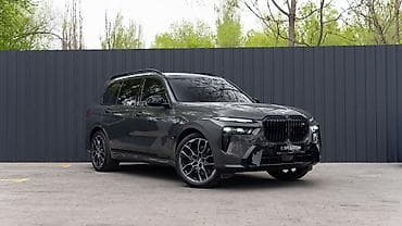 пленку: BMW X7: 2024 г., 4.4 л, Автомат, Бензин, Внедорожник — 3