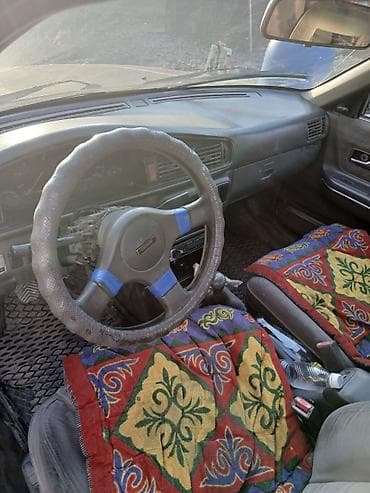 Продажа авто: Mazda 626: 1991 г., 0.2 л, Механика, Бензин, Седан — 1
