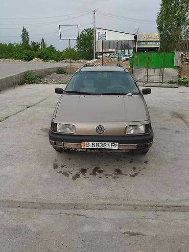 грузовой фольксваген: Volkswagen Passat Variant: 1990 г., 1.8 л, Ручные, Бензин, Универсал — 4