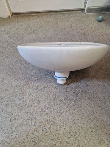 готовые уличные туалеты: Биде Напольный, Б/у, Материал: Фарфор — 4