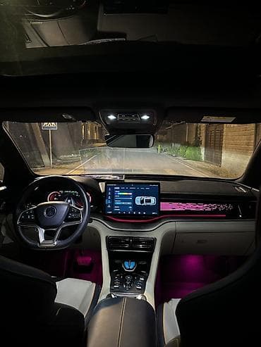 Транспорт: BYD Song Plus: 2022 г., Автомат, Электромобиль, Кроссовер — 9