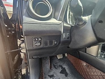 алиса колонка: Toyota RAV4: 2016 г., Автомат, Кроссовер — 3