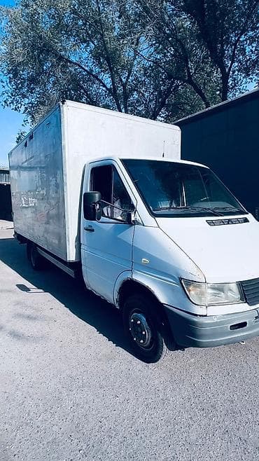 Грузовик, Mercedes-Benz, Стандарт, 3 т, Б/у