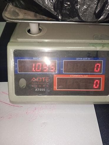 Конструктор Лего : внутри пакета много разных лего из разных