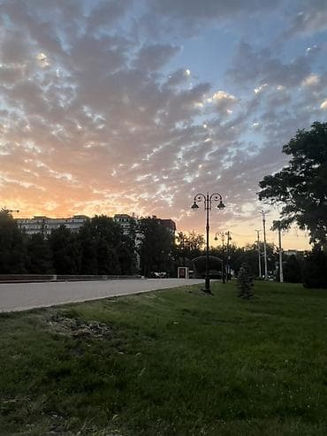 Декор и интерьер: Пейзажная фотография «Закат над городским парком» - Сюжет: мягкий — 1