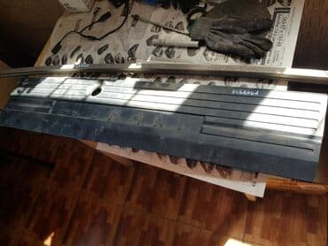 биндеры agent с пластиковым корпусом: Nissan Elgrand планка на крышку багажника, Ниссан Эльгранд планка — 1