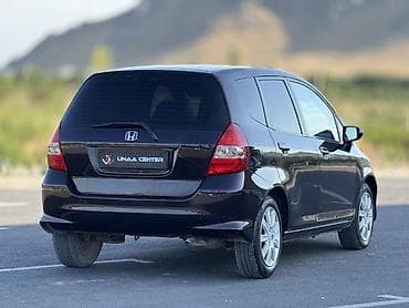 Продажа авто: Honda Fit: 2008 г., 1.4 л, Автомат, Бензин, Хэтчбэк — 7