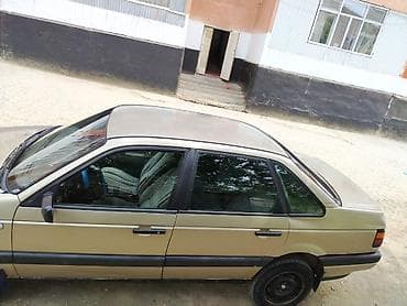 авто в кыргыстане: Volkswagen Passat: 1989 г., 1.8 л, Механика, Газ, Седан — 1