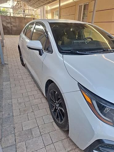 corolla: Toyota Corolla: 2021 г., 2 л, Бензин, Седан — 5