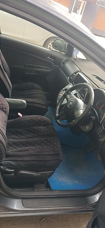 Toyota WISH: 2004 г., Автомат, Бензин, Универсал — 6
