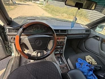 мерседес 124 2 2: Mercedes-Benz W124: 1994 г., 2.2 л, Автомат, Бензин, Седан — 5