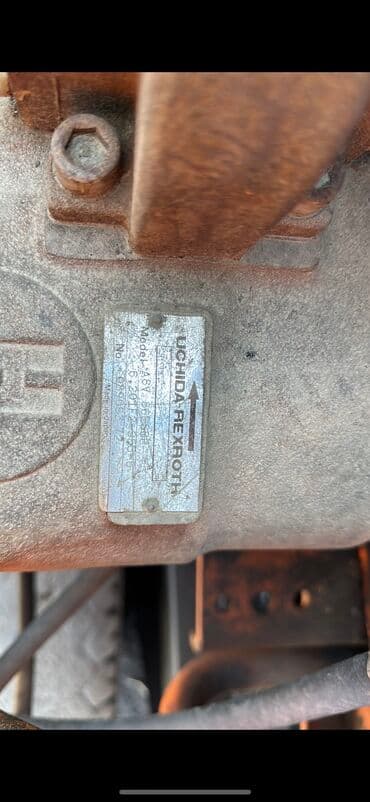 очень нужны: Экскаватор, Daewoo, 2000 г., Колесный — 9