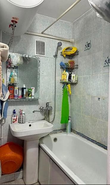 Недвижимость: 3 комнаты, 56 м², Пишпек Индивидуалка, 1 этаж, Косметический ремонт — 4