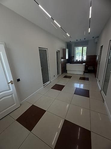 помещения под офис: Аренда офисов, 100 м², С оборудованием — 5