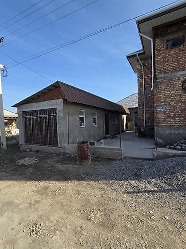 двухэтажные дома: Продается кирпичный двухэтажный дом с участком и капитальным — 10