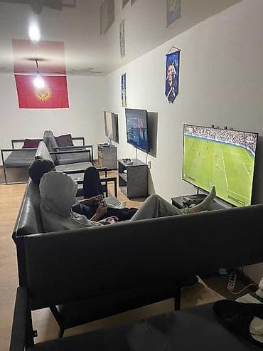 Игровая комната/консольный зал Ps4 slim 2штук