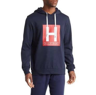 Футболкалар: Tommy Hilfiger. Толстовка с капюшоном и длинными рукавами.Графика — 5