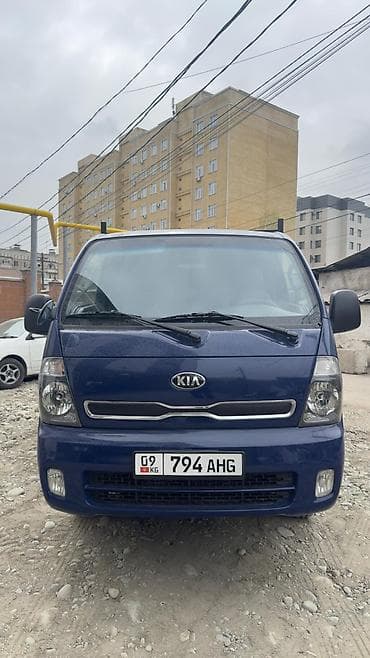 Kia BONGO: 2018 г., 2.5 л, Ручные, Дизель, Пикап