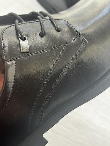 белые туфли: Мужские туфли, 46, 47, & Other Stories, Новый, цвет - Черный, Самовывоз, Платная доставка — 3