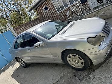 tom ford: Mercedes-Benz C-Class: 2001 г., 2 л, Автомат, Бензин, Седан — 3
