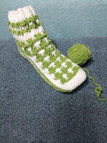 курсы технолога швейного производства в бишкеке: Вязаные тапочки -носочки 🩷💜💜💜💜 — 12