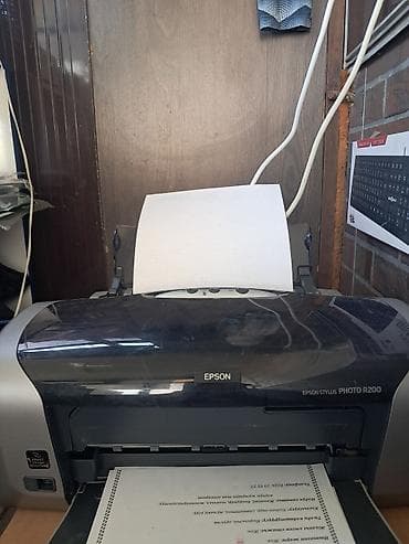 Принтеры/МФУ Epson с системой подачи чернил 1)1шт епсон 3210 и 2шт