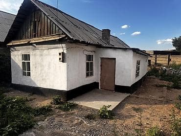 сараи кашары: Небольшой отдельностоящий дом с участком. - Планировка: входная — 1