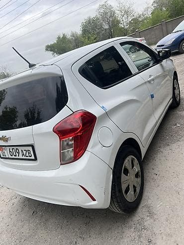 Chevrolet Spark: 2020 г., 1 л, Автомат, Бензин, Хэтчбэк