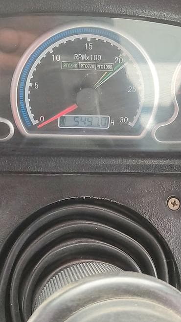 гольф 4: Трактор YTO X904 - Полный привод 4×4 - Кабина с остеклением по кругу — 4