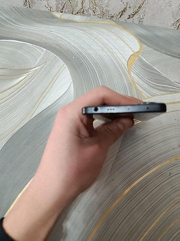 redmi 9 т: Poco F5, Колдонулган, 256 ГБ, түсү - Кара, 1 SIM, 2 SIM — 9