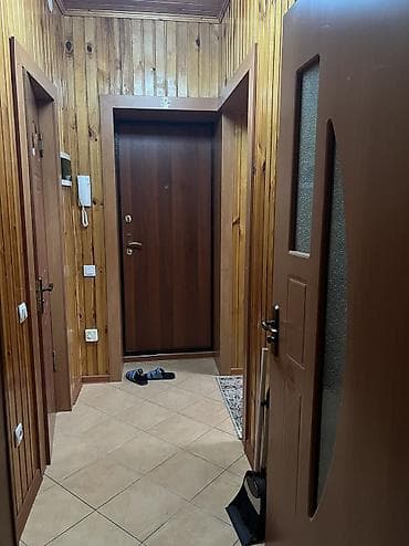 Батирлер: 2 бөлмө, Менчик ээси, Жаныбарлары жок, 1 жылдан баштап, Эмереги менен — 3