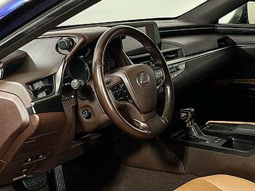 lexus e: Lexus ES: 2019 г., 2.5 л, Автомат, Гибрид, Седан — 2