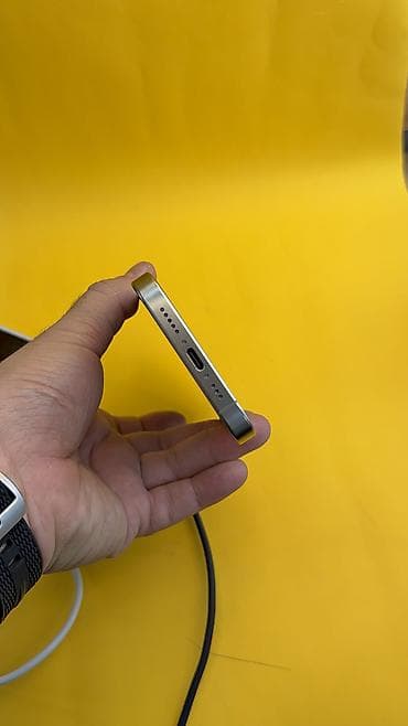 Уюлдук телефондор үчүн аксессуарлар: IPhone 15 Pro, Колдонулган, 256 ГБ, 87 % — 5