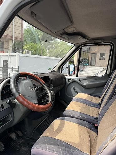 спринтер каратиш: Mercedes-Benz Спринтер: 2002 г., Дизель — 5