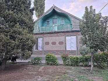 Продажа домов: Продаётся жилой дом с участком и садом. - Дом одноэтажный с мансардой — 2